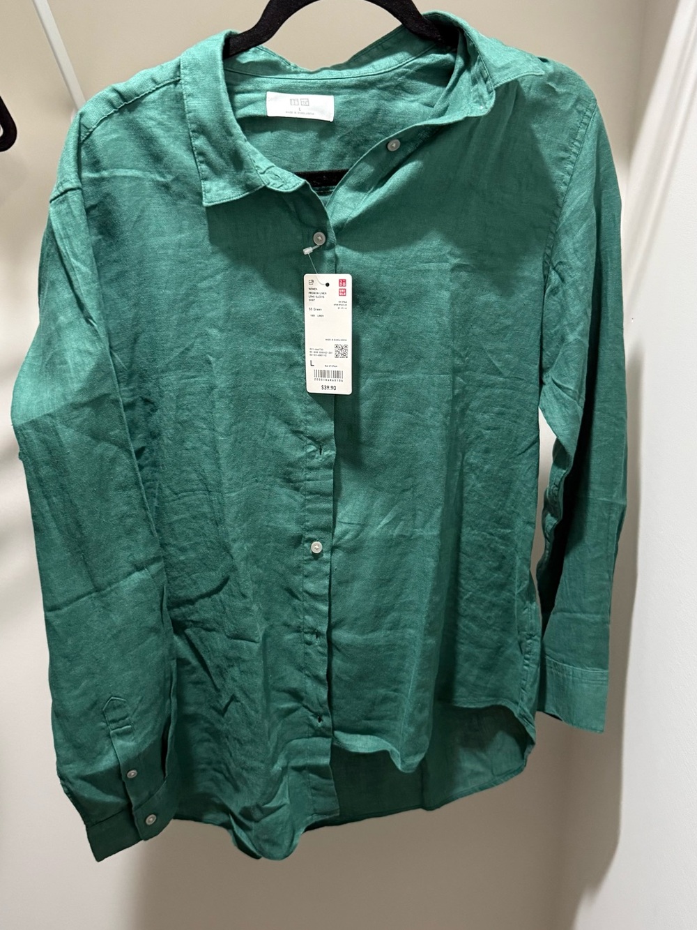Uniqlo Green Long-Sleeve Button-Down Shirt